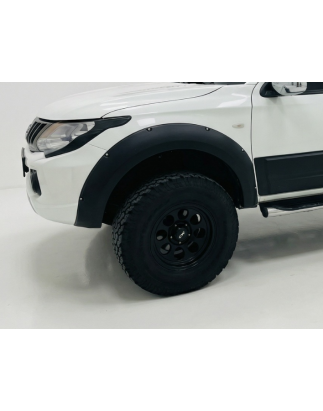Allargamenti parafanghi per Mitsubishi L200 5 (Cod. CW-CWFF02-0005-L)