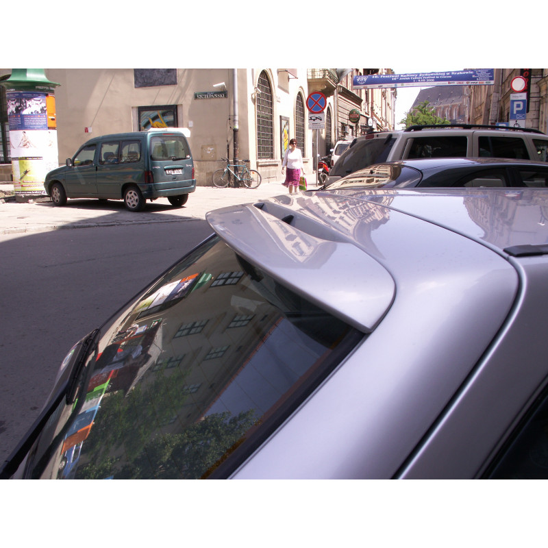 Spoiler lunotto FORD Fiesta 95-99 (Cod. TF-BFT00492) Spoiler lunotto FORD Fiesta 95-99 (Cod. TF-BFT00492)
