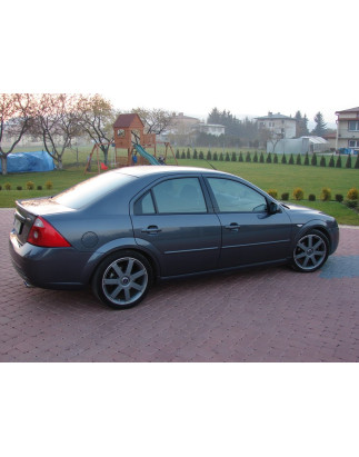 Minigonne laterali in look RS FORD Mondeo 04-07 (Cod. TF-BFT00533)