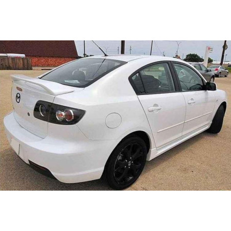 Spoiler sulla copertina Berlina MAZDA 3  (Cod. TF-BFT00586)