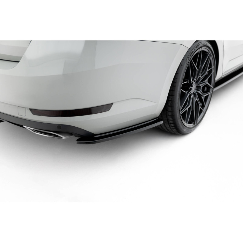 Splitters posteriori laterali V.1 Skoda Superb Liftback / Combi Mk3 (Cod. M-SK-SU-3-RSD1G)