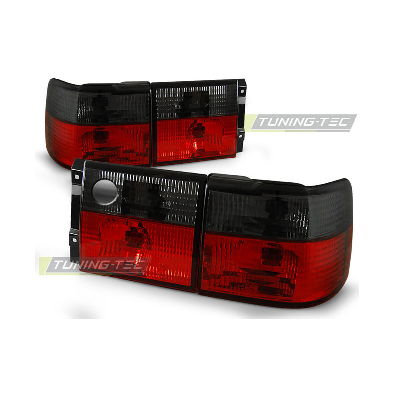 Fanali Posteriori Rosso Fumé per Volkswagen Vento 01/1992-09/1998 (Cod. TT-LTVW90)