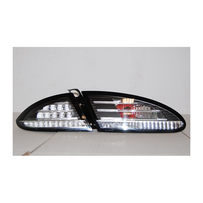 Fari Posteriori Seat Leon '05-'08 Led Black/Chrome Lampeggiante Led (Cod. E-FAS0054)