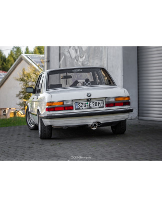 BMW E28 525e con catalizzatore BMW E28 525e con catalizzatore – silenziatore posteriore s (Cod. F-