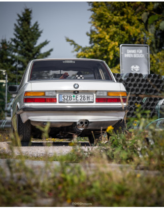 BMW E28 525e con catalizzatore BMW E28 525e con catalizzatore – silenziatore posteriore s (Cod. F-