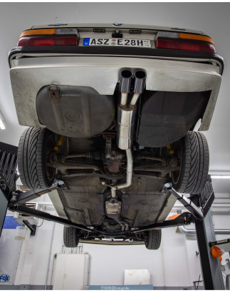 BMW E28 525e con Katalysator Silenziatore posteriore and front – 2x88 (Cod. F-BM030312-344B)