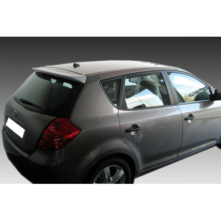 Spoiler sul tetto Kia Ceed Mk1 / ED (2006-2012) primerizzato (Cod. MDA-329P)