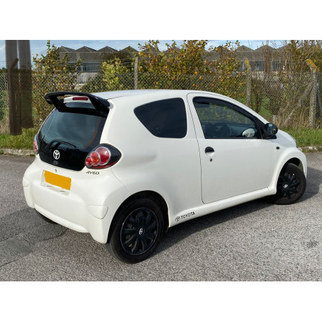 Spoiler per tetto V.2 Toyota Aygo Mk1 (2005-2014) nero lucido (Cod. MDA-387L)