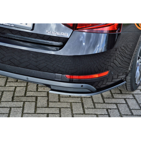 Sottoparaurti posteriori laterali  ABS  ( deve essere accorciato se lo scarico é a vista ) Skoda Su