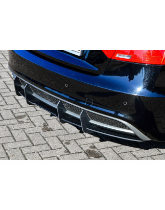 Kit pinne posteriori per diffusore adatto per veicoli con doppio scarico a sinistra  Audi A5 / B8 S-