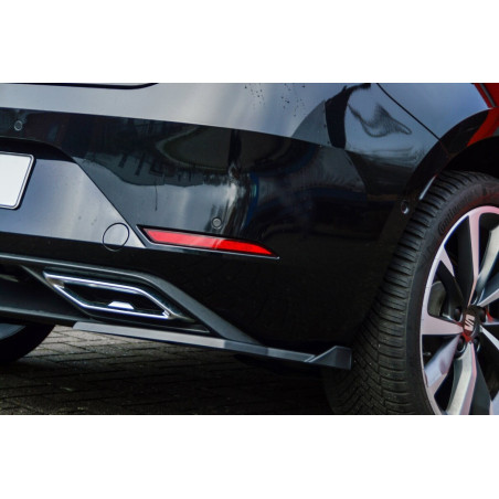 Sottoparaurti posteriori laterali con flaps laterali    Seat Leon 4 ( KL) (Cod. IN-INE-700045DWL/R-A