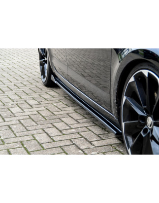 Set minigonne laterali con flaps laterali Skoda Octavia RS 5E (Cod. IN-INE-CUP7501935W-ABS-G)