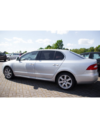 SKODA SUPERB II B6 2008-2015 PARASPRUZZI (Cod. AP-1209_A4x4)