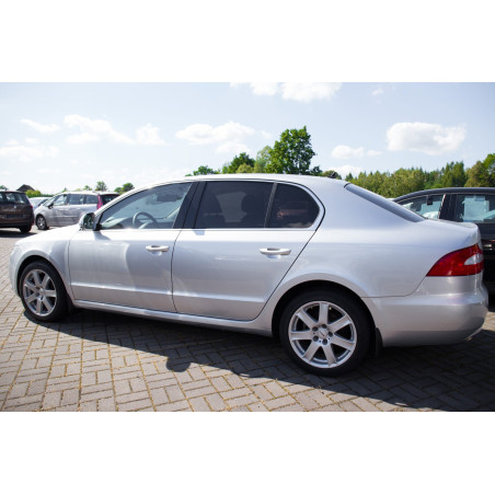 SKODA SUPERB II B6 2008-2015 PARASPRUZZI (Cod. AP-1209_A4x4)