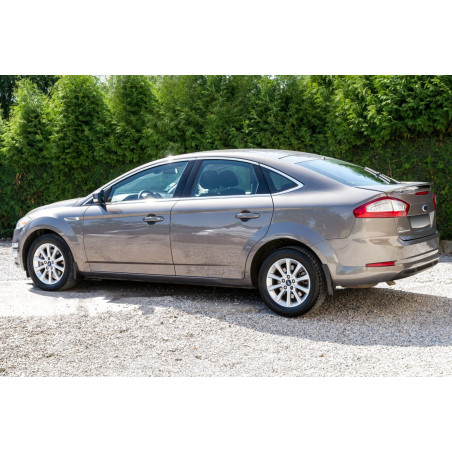 FORD MONDEO MK4 IV 2007-2014 berlina PARASPRUZZI (Cod. AP-1229_A4x4)
