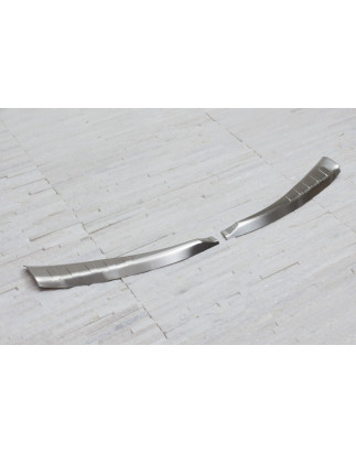 TOYOTA RAV4 IV XA40 2013-2015 PRE-RESTYLING PROTETTIVA MODANATURA SOTTOPORTA BAGAGLIAIO (Cod. AP-245
