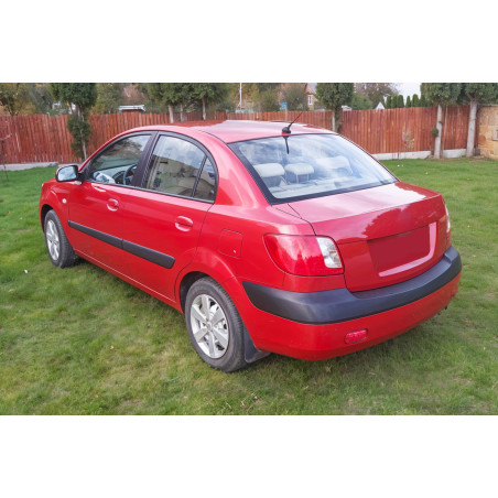 KIA RIO II JB 2005-2009 PRE-RESTYLING berlina PARASPRUZZI (Cod. AP-24606_A4x4)