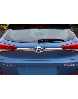 HYUNDAI TUCSON III TL 2015-2018 PRE-RESTYLING MODANATURA PORTELLONE POSTERIORE ATTORNO LOGO (Cod. AP