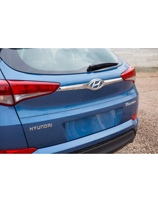 HYUNDAI TUCSON III TL 2015-2018 PRE-RESTYLING MODANATURA PORTELLONE POSTERIORE ATTORNO LOGO (Cod. AP