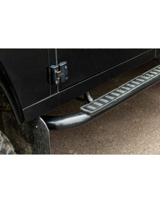 LAND ROVER DEFENDER 110 2003-2016 PEDANE LATERALI NERI MODELLO STILE SVX (Cod. AP-34465_A4x4)