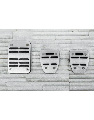 NISSAN QASHQAI 2014-2021 CAMBIO MANUALE RIVESTIMENTI PER PEDALI APPLICATI (Cod. AP-35515_A4x4)