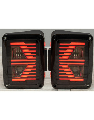 JEEP WRANGLER JK 2007-2018 FANALI POSTERIORI LED MODELLO ARROW (Cod. AP-35553_A4x4)