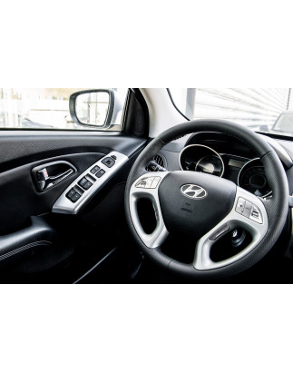 HYUNDAI IX35 2010-2015 DECORATIVE CORNICI INTERRUTTORI FINESTRINI (Cod. AP-36470_A4x4)