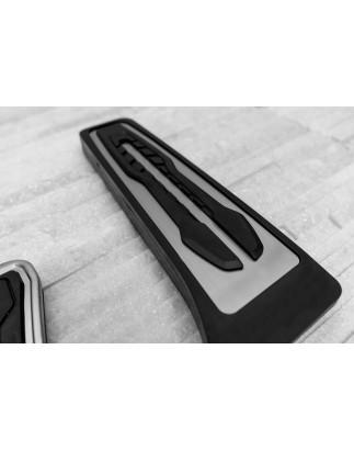 BMW SERIA 1 F20 2011-2019 RIVESTIMENTI PER PEDALI APPLICATI CAMBIO AUTOMATICO (Cod. AP-45104_A4x4)