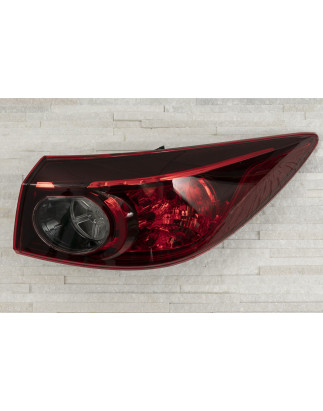 MAZDA 3 III BM 2014-2018 berlina FANALE POSTERIORE CARROZZERIA DESTRA BKC351150 / B45A51150 (Cod. AP