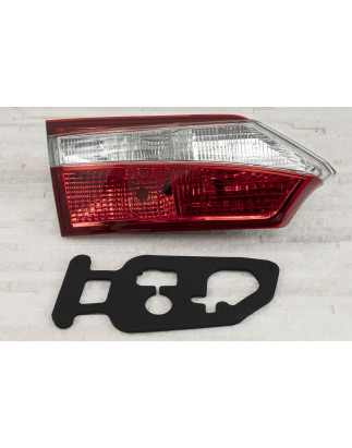 TOYOTA COROLLA XI E16 2013-2016 berlina PRE-RESTYLING FARO PORTELLONE POSTERIORE SINISTRA 8159102530