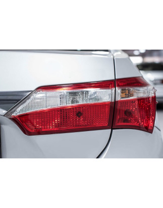 TOYOTA COROLLA XI E16 2013-2016 berlina PRE-RESTYLING FARO PORTELLONE POSTERIORE DESTRA 8158102530 (