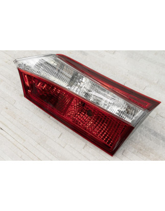 TOYOTA COROLLA XI E16 2013-2016 berlina PRE-RESTYLING FARO PORTELLONE POSTERIORE DESTRA 8158102530 (