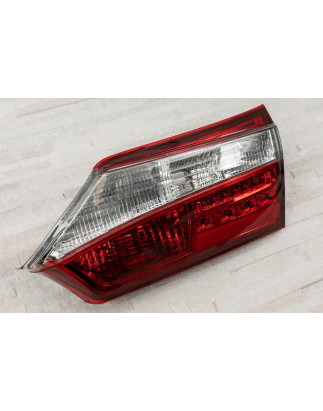 TOYOTA COROLLA XI E16 2013-2016 berlina PRE-RESTYLING FARO PORTELLONE POSTERIORE LED DESTRA 81581025