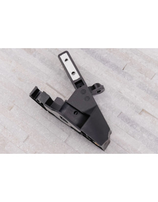 MERCEDES C-CLASS W205 2014-2019 PRE-RESTYLING SUPPORTO SUPPORTO FARI DESTRO ANTERIORE A20562035010 (