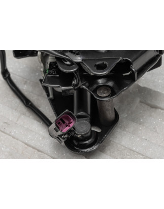 BMW SERIA 5 F10 2009-2017 SINISTRO SERRATURA COPERTURA MOTORE 51237206453 (Cod. AP-53607_A4x4)
