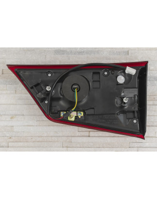 MITSUBISHI OUTLANDER III GF 2015-2021 RESTYLING FARO PORTELLONE POSTERIORE SINISTRA 8331A179 (Cod. A