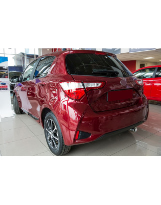 TOYOTA YARIS III 2011-2014 PRE-RESTYLING PARASPRUZZI (Cod. AP-3165-787BF_A4x4)