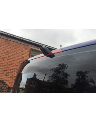 FORD TRANSIT VI 2013+ TELECAMERA POSTERIORE CON LED IR MONTATA IN POSTO LUCI STOP DINAMICI LINEE (Co