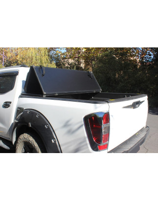 TOYOTA HILUX VIII AN120 2015-2026 RIGIDA PIEGHEVOLE COPERTURA PAKI CON LED (Cod. AP-7CF7-1658D_A4x4)