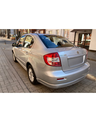 SUZUKI SX4 E GY berlina 2006-2013 TELECAMERA POSTERIORE FULL HD DINAMICI LINEE INTEGRATA CON LAMPADA