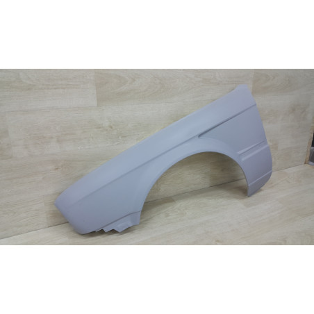 Parafanghi anteriori BMW E30 (Cod. S-BE30-FF-02)
