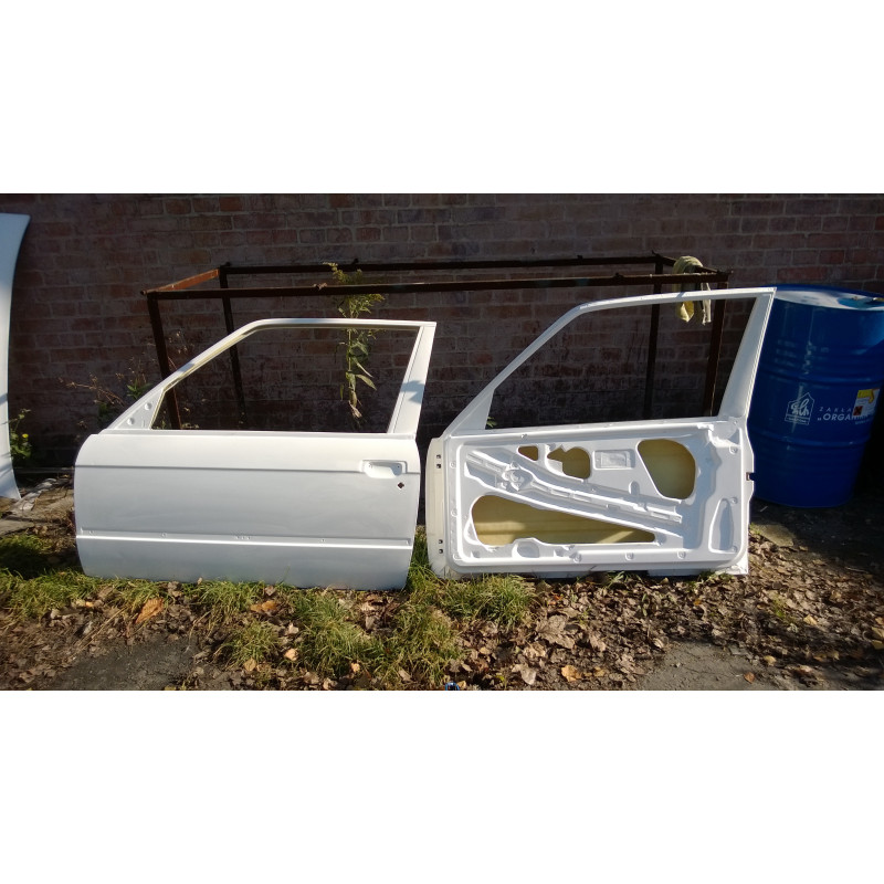 Porta sinistra BMW E30 (Cod. S-BE30-LD-01)