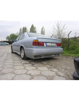 Paraurti posteriore BMW E34 (Cod. S-BE34-R-01)