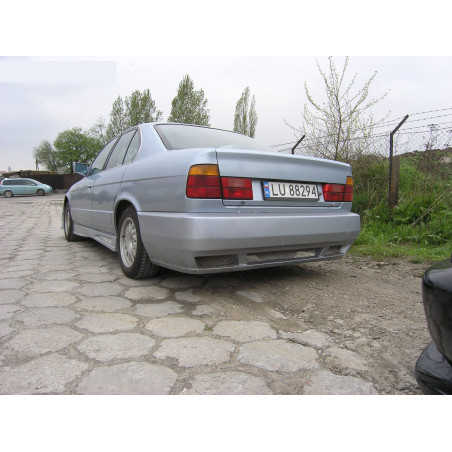 Paraurti posteriore BMW E34 (Cod. S-BE34-R-01)