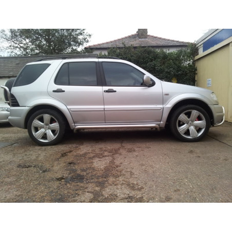 Allargamenti passaruota anteriori e posteriori Mercedes ML W163 (Cod. S-MML163-AE-01)