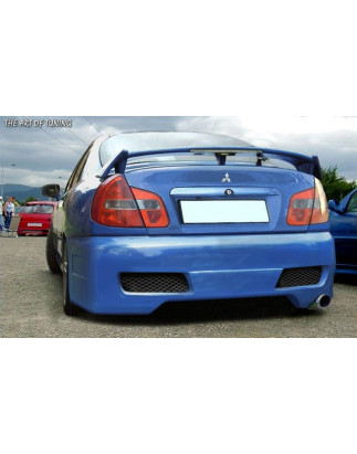 Paraurti posteriore Mitsubishi Carisma 00-04 (Cod. S-MCR2000-R-01-C)