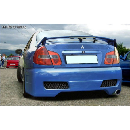 Paraurti posteriore Mitsubishi Carisma 00-04 (Cod. S-MCR2000-R-01-C)