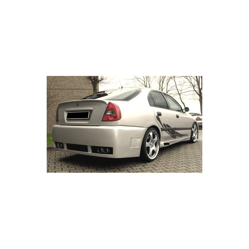 Paraurti posteriore Mitsubishi Carisma 00-04 (Cod. S-MCR2000-R-03-C)