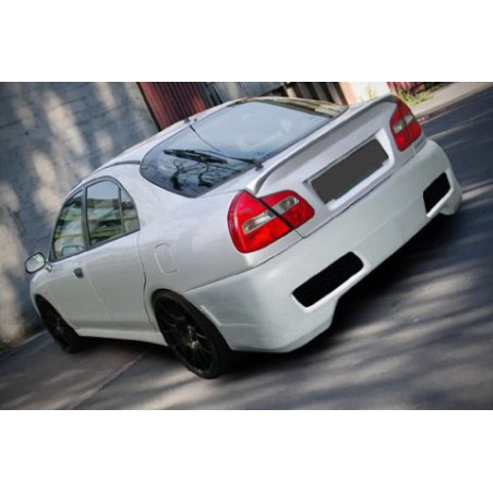 Paraurti posteriore Mitsubishi Carisma 96-99 (Cod. S-MCR96-R-01-C)