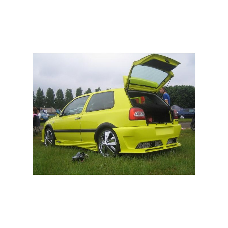 Paraurti posteriore Volkswagen Golf III (Cod. S-VWG3-R-2-K)